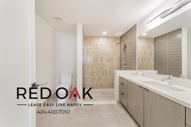 Building Photo - 5320 Cartwright Ave