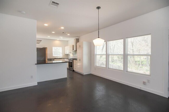 Building Photo - 5209 Delores Ave