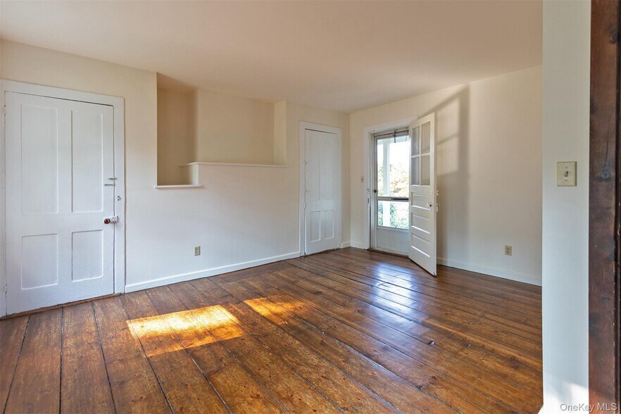 Building Photo - 59 Orchard Dr