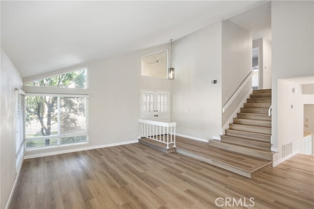 Building Photo - 2 Glorieta E