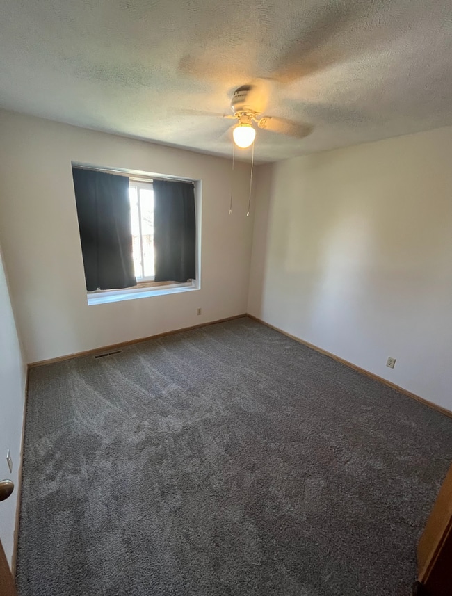 Building Photo - 4-Bedroom Plattsmouth Home with Lake Access!!