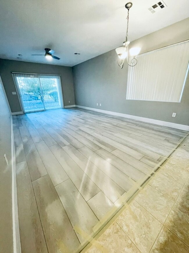 Building Photo - Charming Single-Story Corner Lot Home in Solera 55+ Community