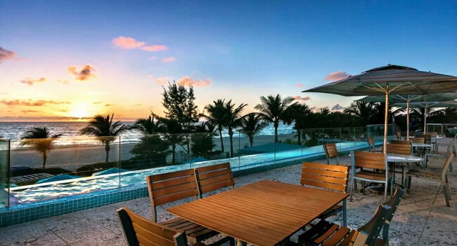 Building Photo - 18001 Collins Ave