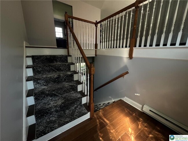 Building Photo - 3071 Athena Dr