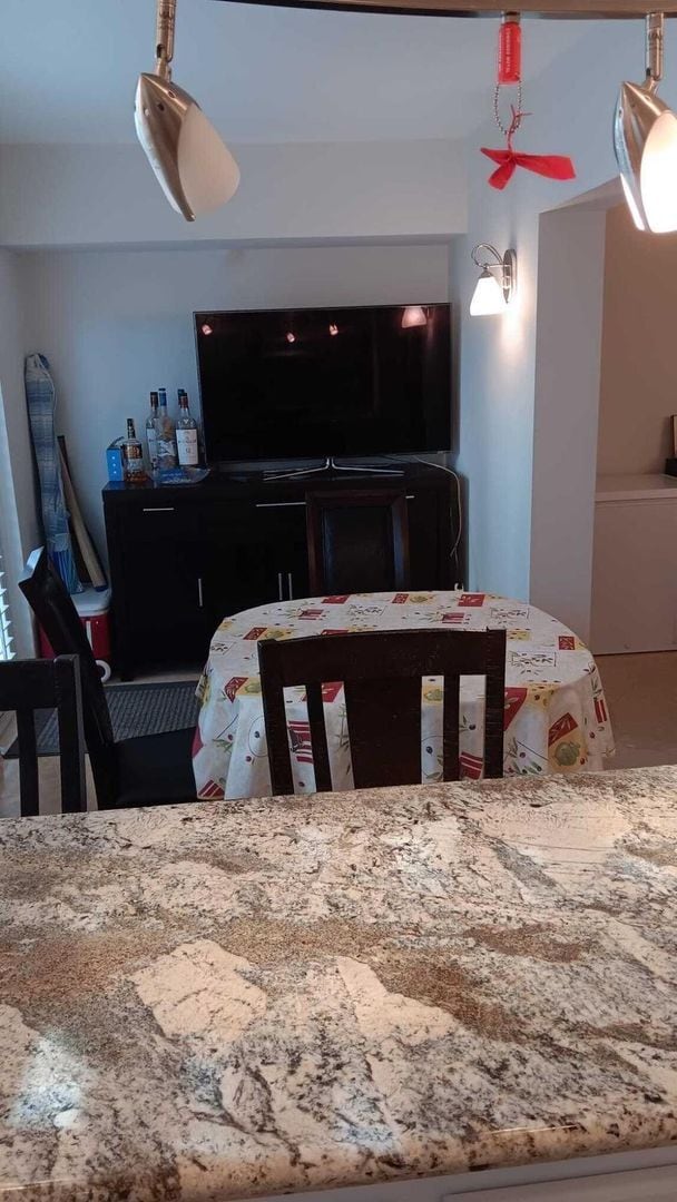 Building Photo - 5450 N Ocean Blvd