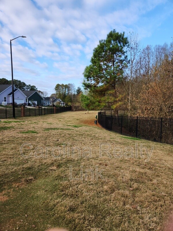 Building Photo - 1244 Assembly St