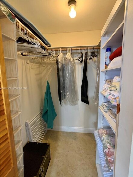 Building Photo - 15529 SW 69th Terrace