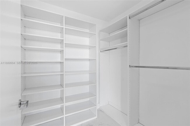 Building Photo - 92 SW 3rd St