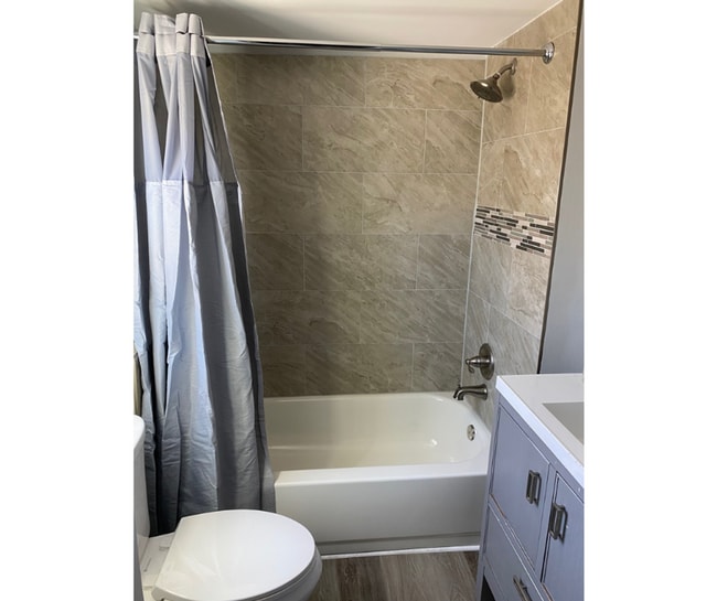 Building Photo - 1255 Sargeant St