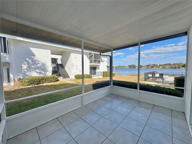 Building Photo - 1550 11th St NE