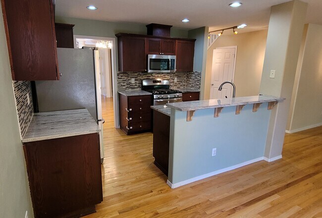 Building Photo - 17077 NW Elk Run Dr