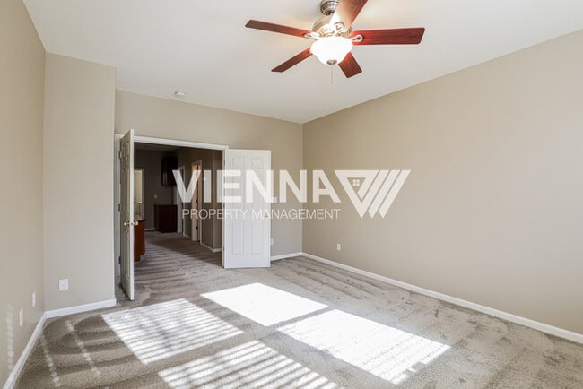 Building Photo - 2608 Lark Sparrow Way