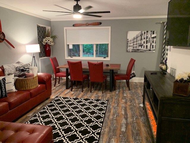 Building Photo - 325 Westbrook Dr