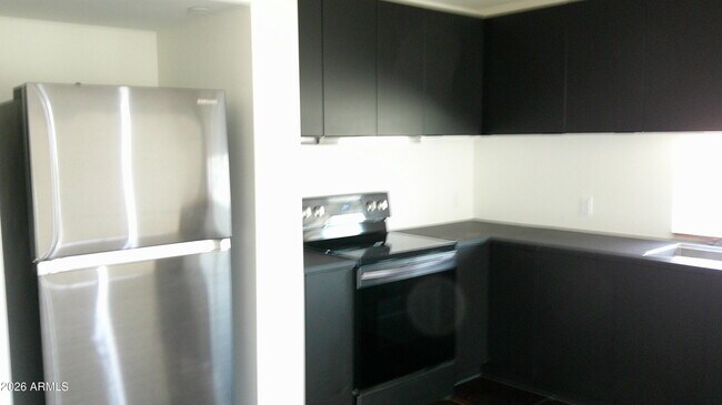 Building Photo - 1436 S Terrace Rd