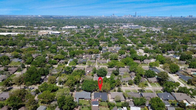 Building Photo - 5523 Cheena Dr