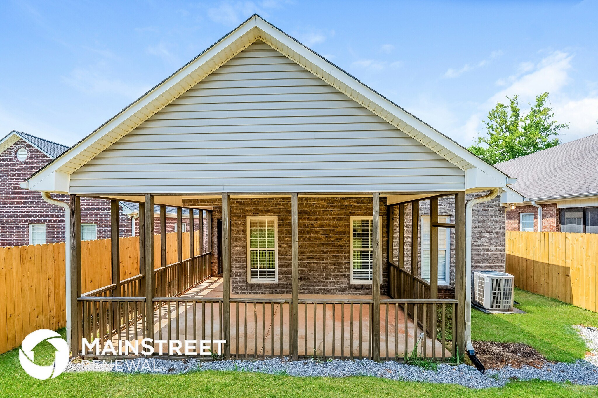 Building Photo - 4832 Longmeadow Dr