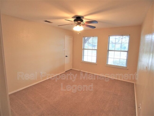 Building Photo - 3814 Juniper Hills Dr