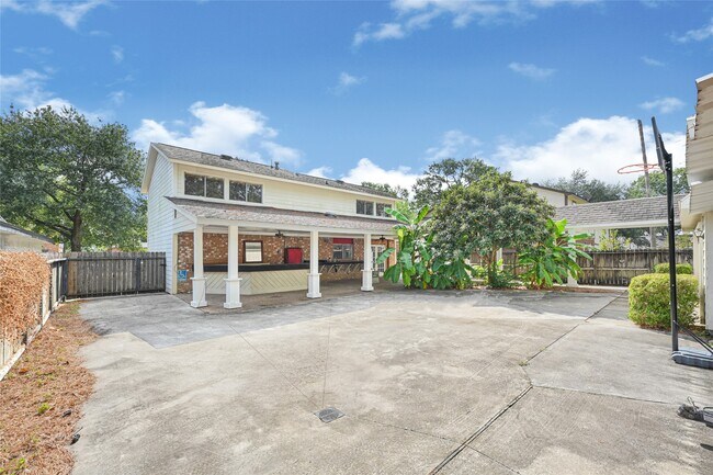 Building Photo - 2311 Quail Haven Rd