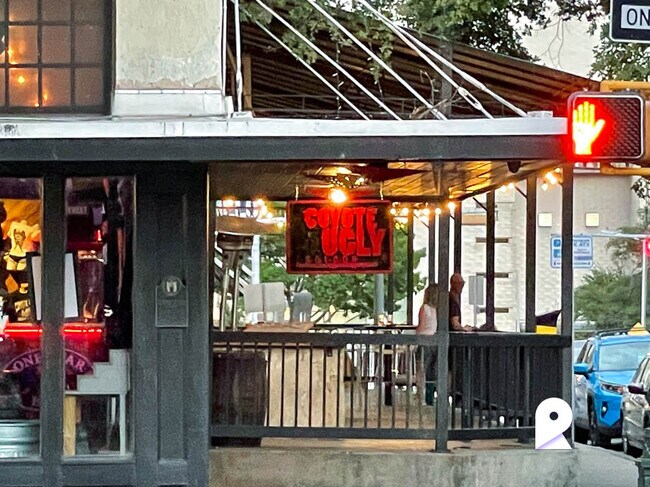 Building Photo - 1211 W 8th St