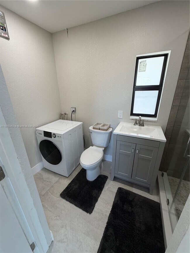 Building Photo - 7330 SW 11th St