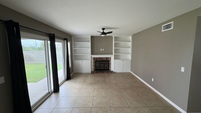 Building Photo - Spacious 4-Bedroom Home Near Centennial High School in Corona