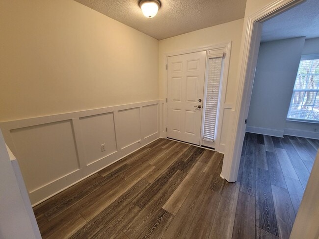 Building Photo - 6211 Wrightsville Ave