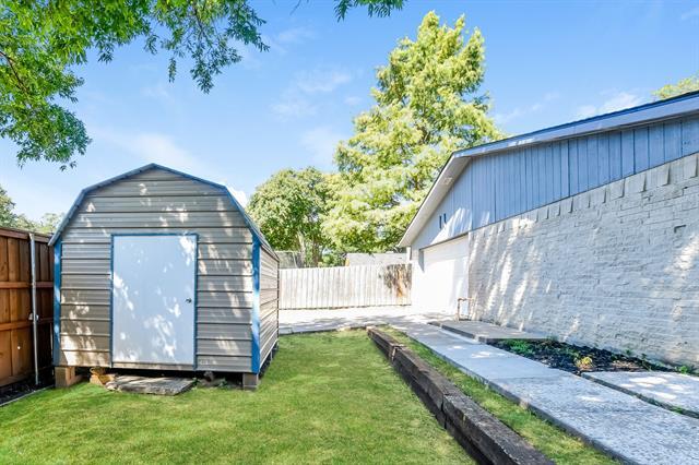 Building Photo - 2902 Branch Oaks Dr