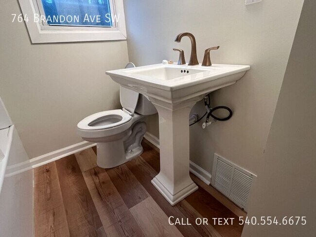 Building Photo - 764 Brandon Ave SW