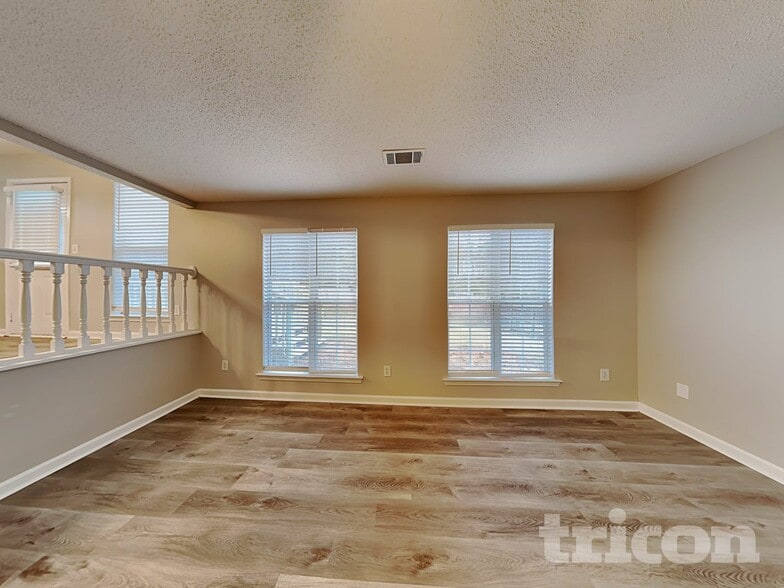 Building Photo - 6010 Waggoner Ct