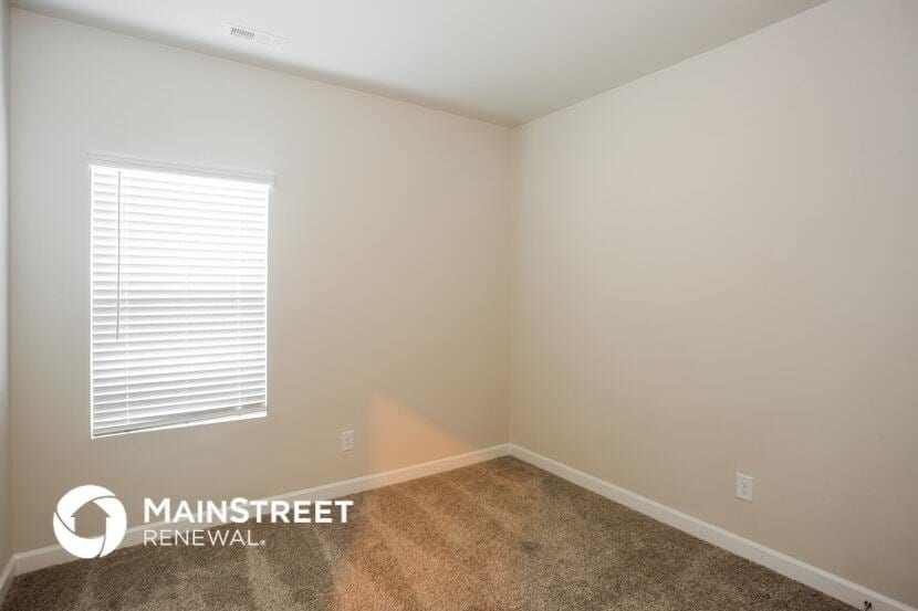 Building Photo - 4015 Honey Locust Dr