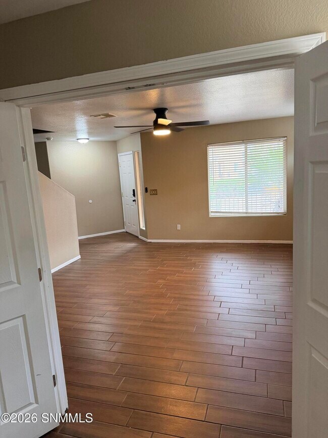 Building Photo - 1108 Kilbourne Hole Dr