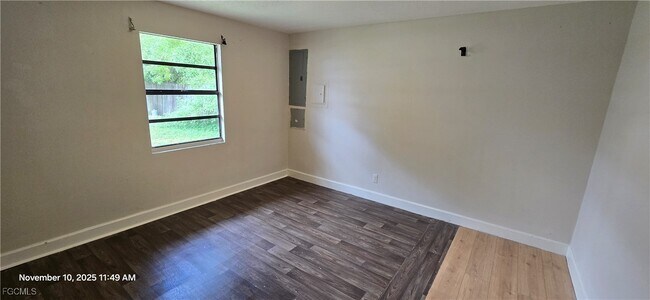 Building Photo - 12104 Suncrest Ln