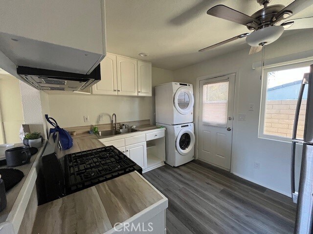 Building Photo - 45421 Sunset Ln