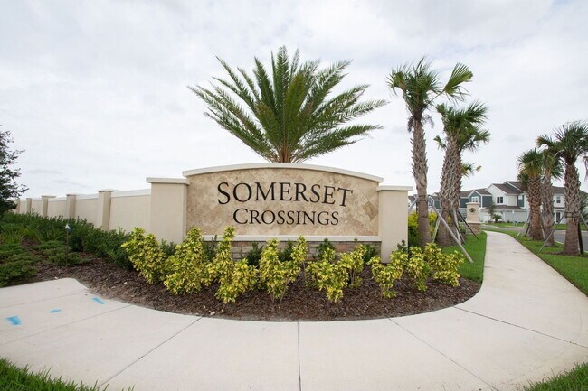 Building Photo - 3912 Plainview Dr