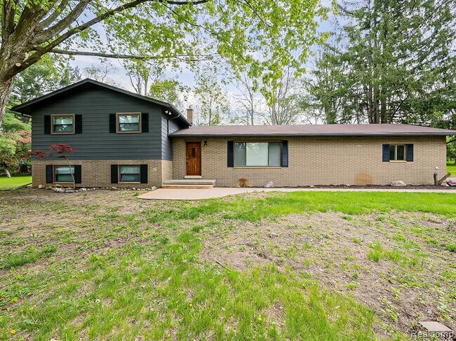 Building Photo - 7580 Thornwood St