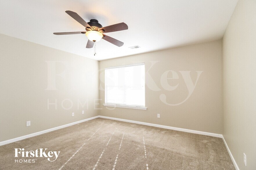 Building Photo - 5699 Misty Hill Cir