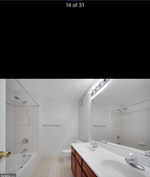 Building Photo - 15504 John Diskin Cir