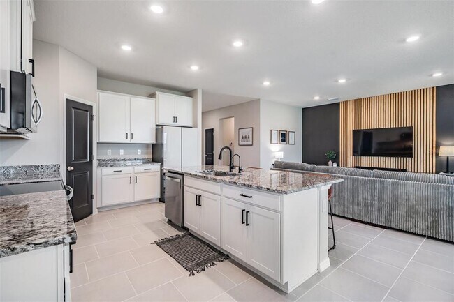 Building Photo - 9817 Rowing Dl Bnd