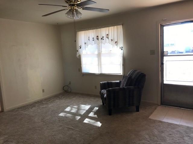 Building Photo - 3356 Russell Ave