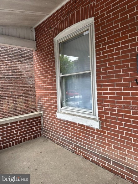Building Photo - 705 Anderson St