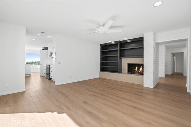 Building Photo - 2501 Blue Water Dr