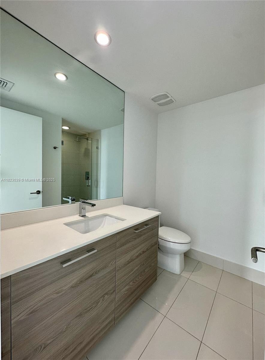 Building Photo - 1300 S Miami Ave