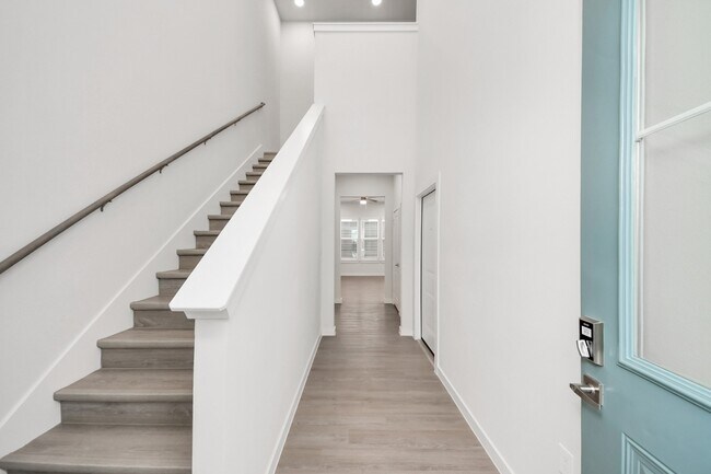 Building Photo - 22022 Ferguson Mdw Ln