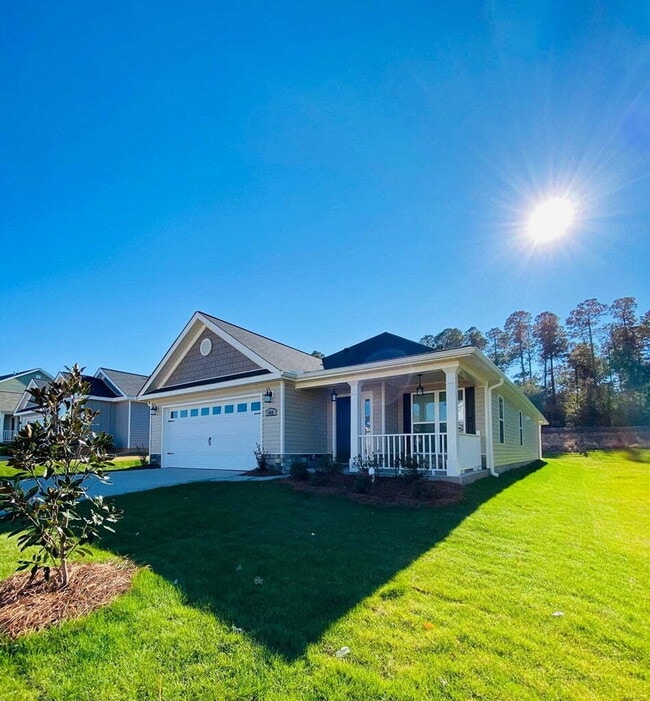 Building Photo - Summerton Village Rental!