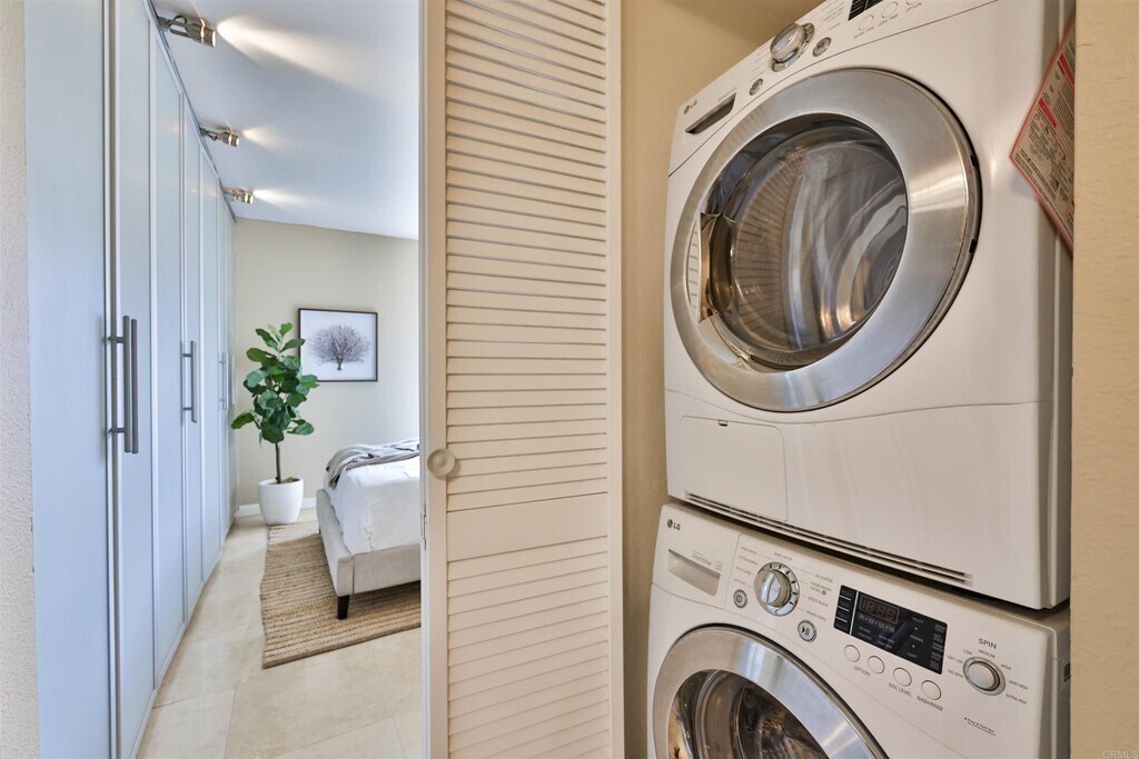 Building Photo - 1514 7th Ave