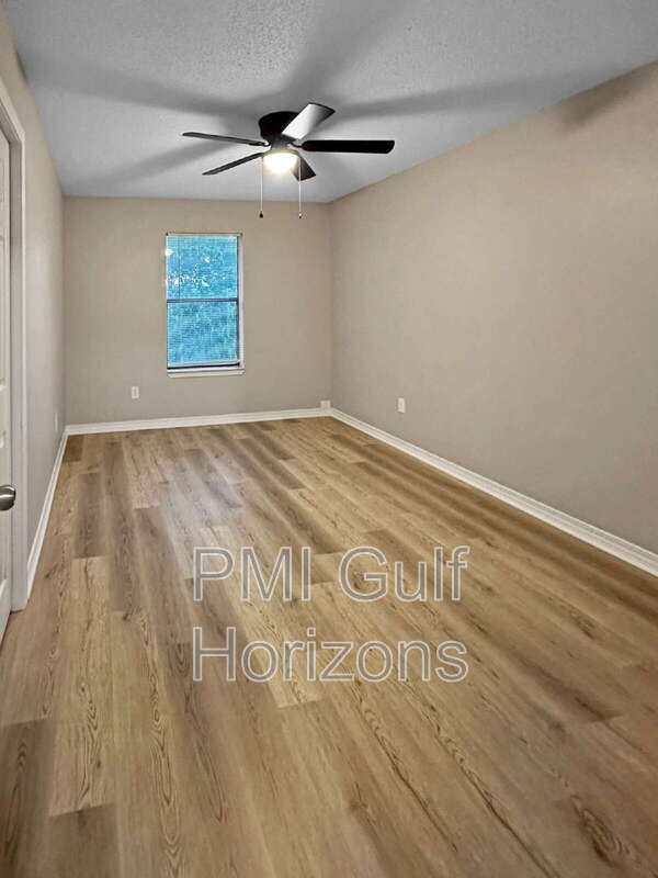 Building Photo - 3356 La Leyenda Ct