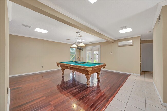 Building Photo - 1710 San Sebastian Ln