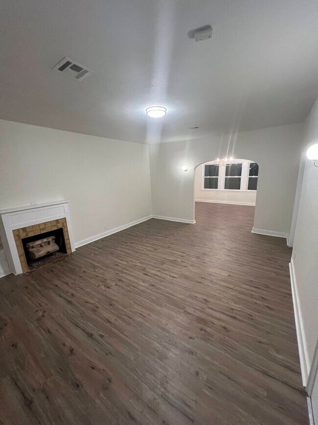 Building Photo - Rent-to-Own Opportunity