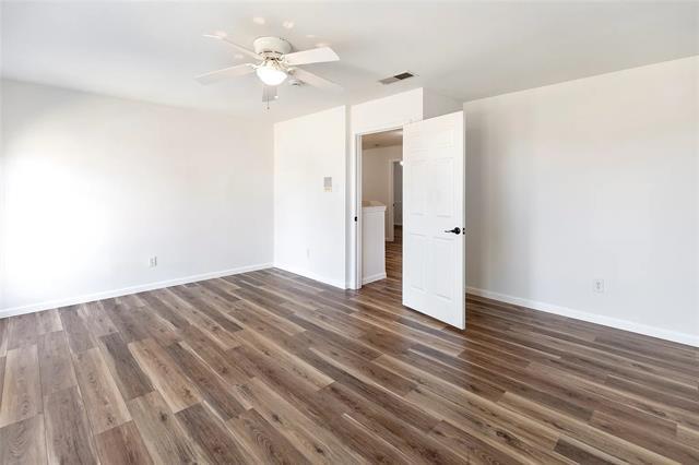 Building Photo - 813 Silverbrook Dr