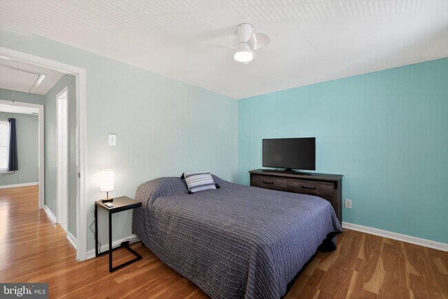 Building Photo - 6118 Bristol Way